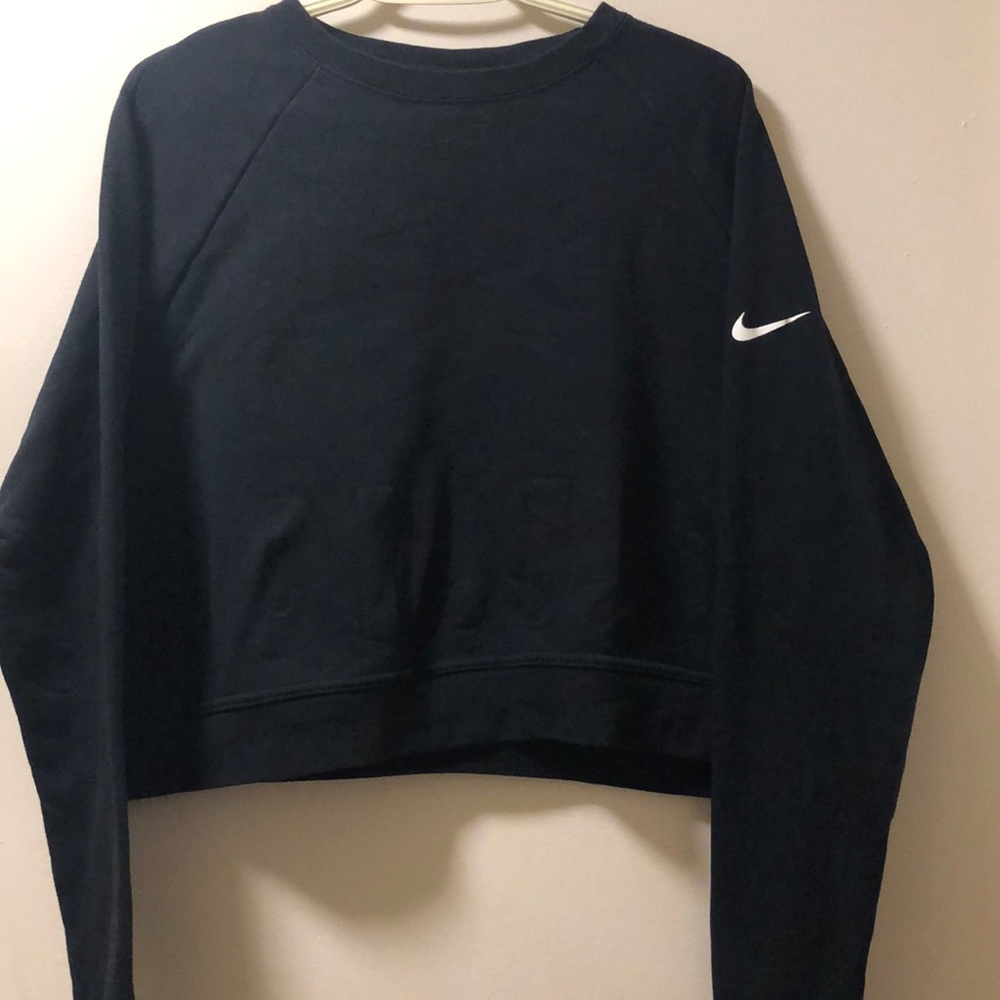 Nike cropped dri fit sweater.